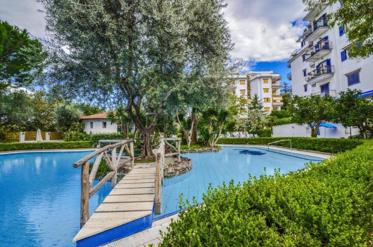 Sorrento Rooms Exterior foto